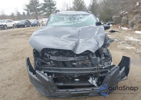 2024 Subaru Ascent Limited 7-Passenger z USA, uszkodzony, nr VIN 4S4WMAUD1R3418625